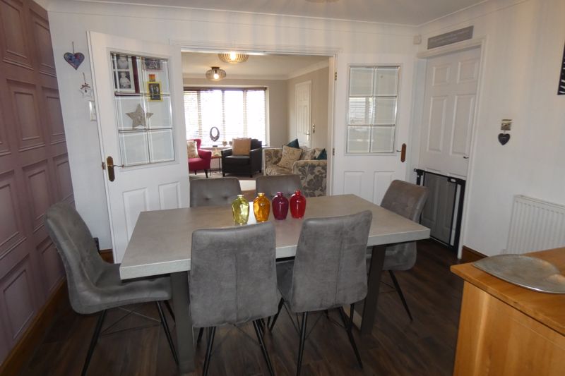 Dining Room into Lounge- click for photo gallery